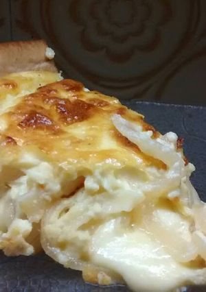 Una foto de Tarta de cebolla y queso