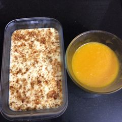 A picture of Caramelised nuts pudding.