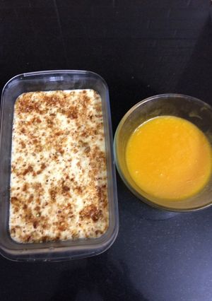 A picture of Caramelised nuts pudding.