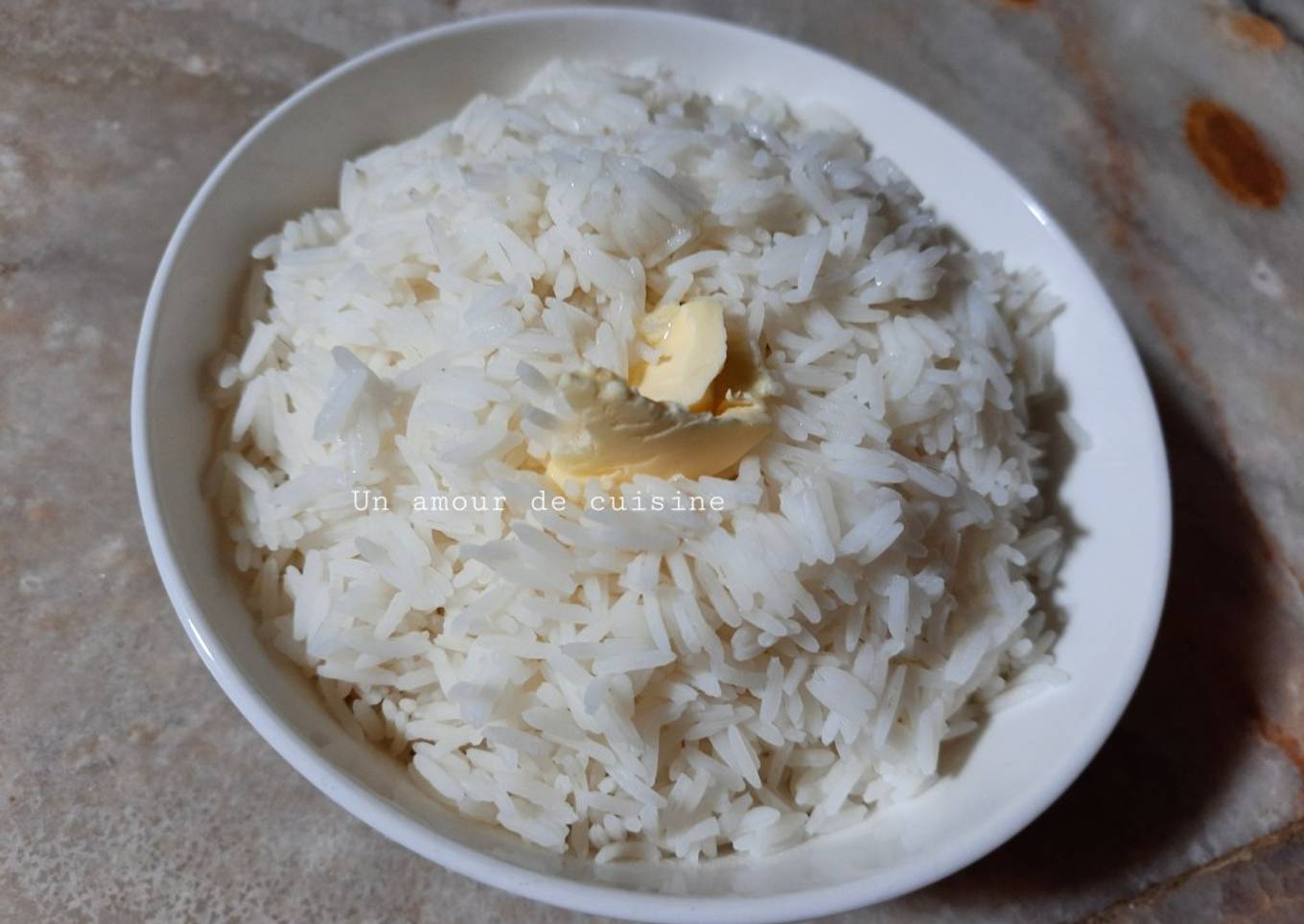 Riz au beurre cuit à l'eau 🍚🧈