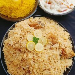 A picture of Chicken Pulao 😋🤩.