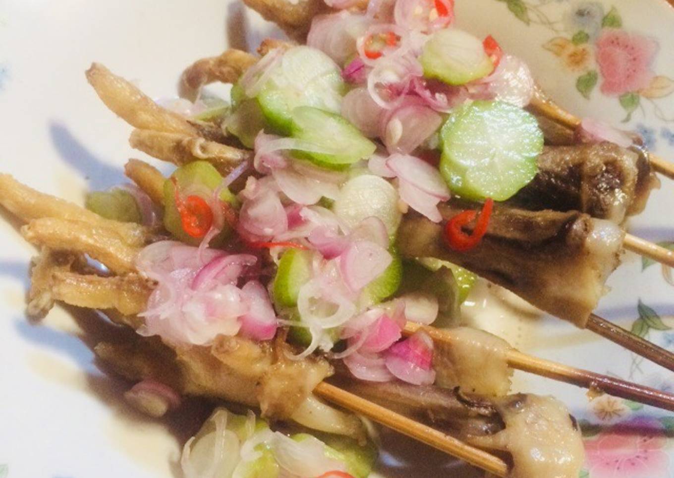 Sate ceker goreng sambal matah