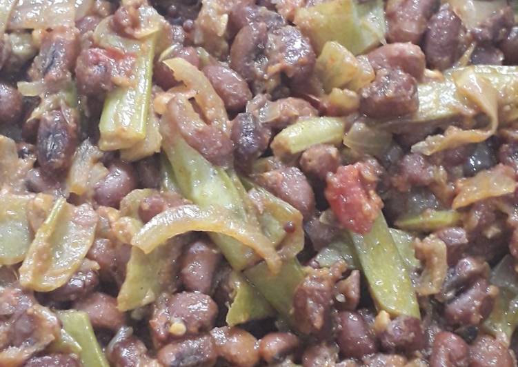 Recipe of Favorite Cluster beans and lobia fry