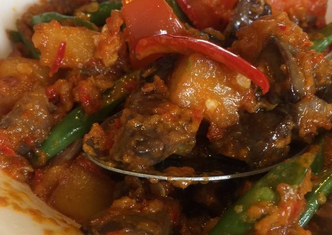Cara Gampang Menyiapkan Ati Ampela Pedas Masak Santan, Lezat