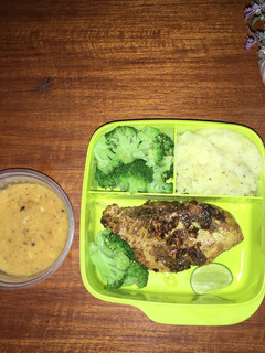 Foto resep Chicken tandoori steak lunch box (with garlic sauce)