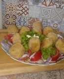 Croquetas de Patatas.Con ensalada mixta