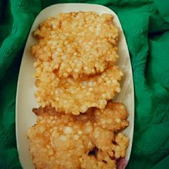 A picture of Sabudana papdi.