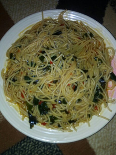 A picture of Jollof spaghetti.