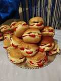 Bombas con crema pastelera y fresas