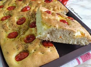 Foto di Focaccia pomodorini e origano