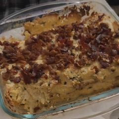 A picture of Warm Jalapeño Popper Dip.