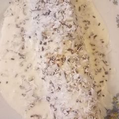 A picture of Coconut cream swiss roll.
