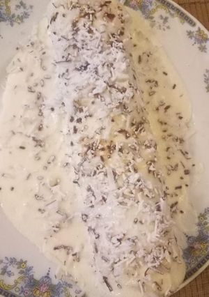 A picture of Coconut cream swiss roll.