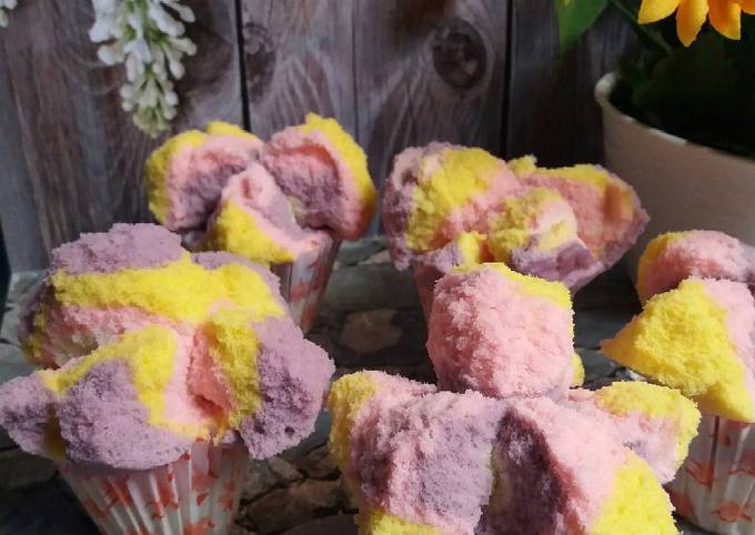 Bagaimana Membuat BOLU KUKUS MEKAR all in one yang Enak