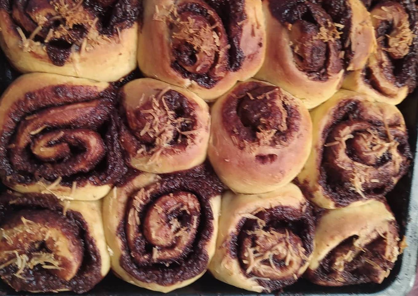 Goldenfil hazelnut chococrunchy potato roll bread