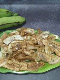કેળાં મસાલા વેફર (Banana Masala Wafer Recipe In Gujarati) રેસીપી મુખ્ય ફોટો