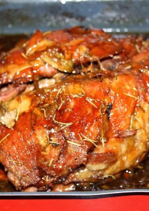 Una foto de Pernil al Horno