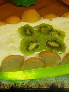 Una foto de Tarta carlota(charlota) de limón y leche condensada