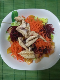 Una foto de Ensalada multicolor
