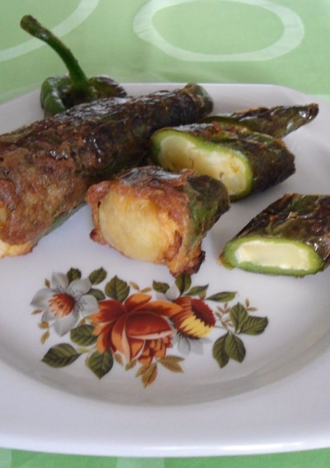 Una foto de Pimientos rellenos de tortilla de patatas