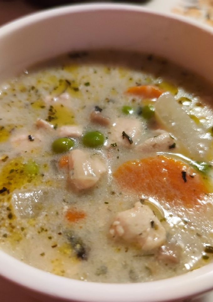 Tárkonyos csirkeragu leves recept fotója