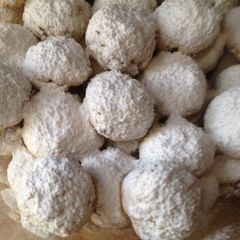 A picture of Black Walnut Butterballs.