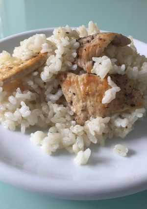 Una foto de Arroz con pollo: un clásico en casa