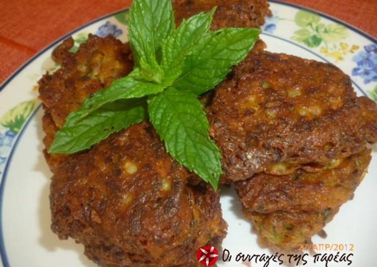 Zucchini fritters with dill and feta cheese