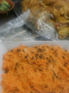 A picture of Cole Raisin Slaw.