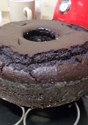 Una foto de Torta con cacao amargo, algarroba, azúcar negra