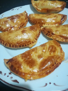 Una foto de Empanadillas de atún en escabeche al horno