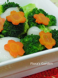 如何無毒吃菜~~百合炒花椰菜 的食譜成品照片