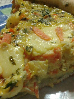 Una foto de Tarta vegetariana multicolor
