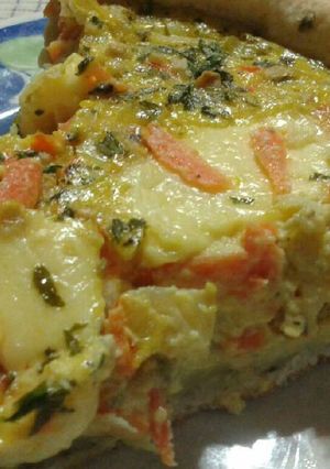 Una foto de Tarta vegetariana multicolor