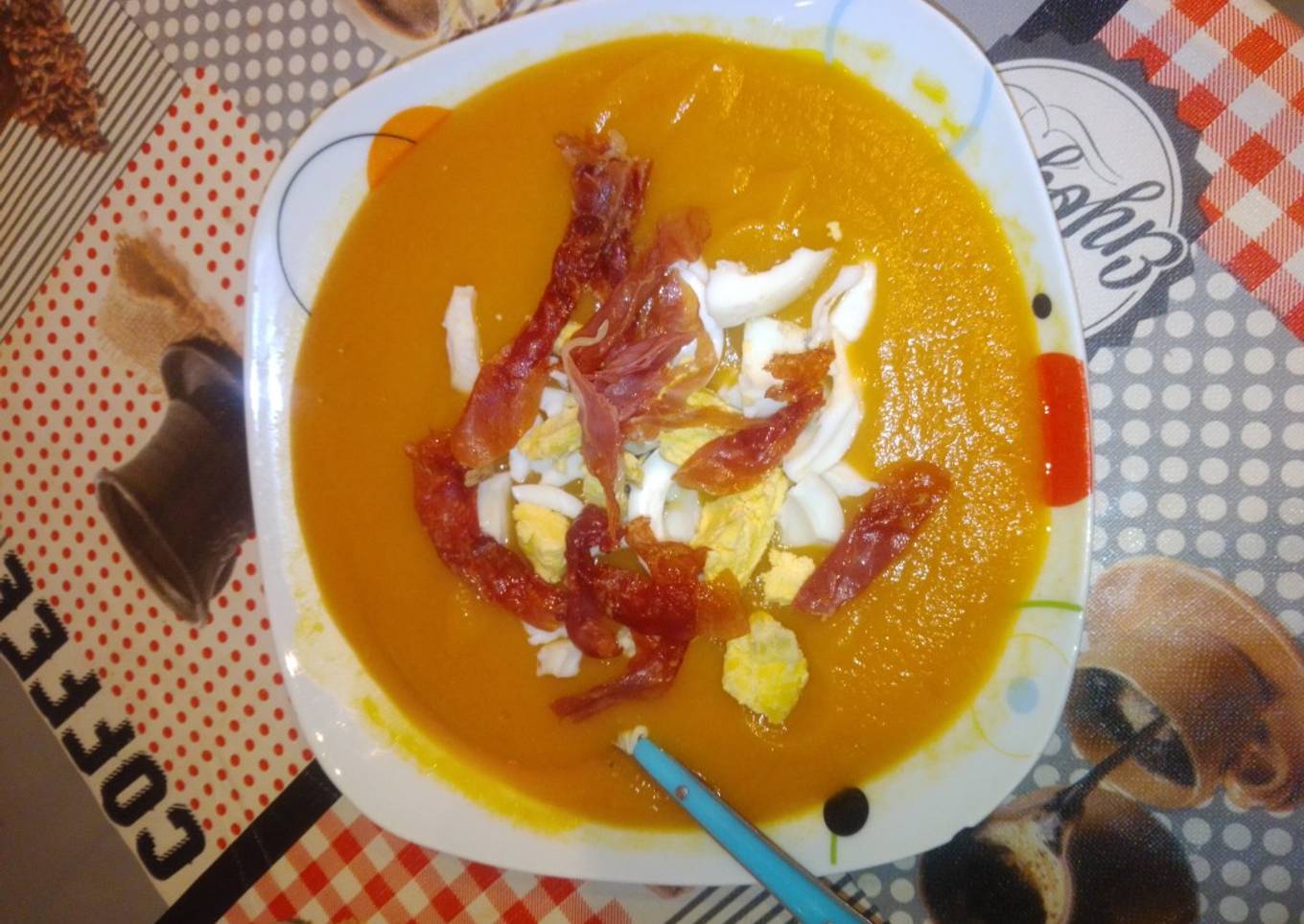 Crema calabacín y zanahoria con crujiente de jamón en MC