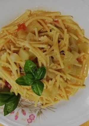 Foto di Minesta con zucchetta verde