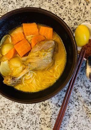 Hình của món Bún cà ri vịt.