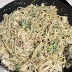 Foto principal de Espagueti con brócoli y pollo