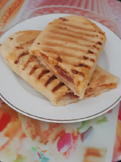 Une photo de Pain à Panini Maison