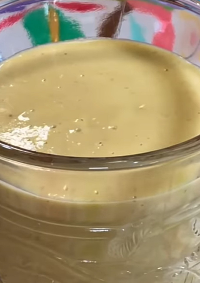 Una foto de Licuado tropical plátano y mango