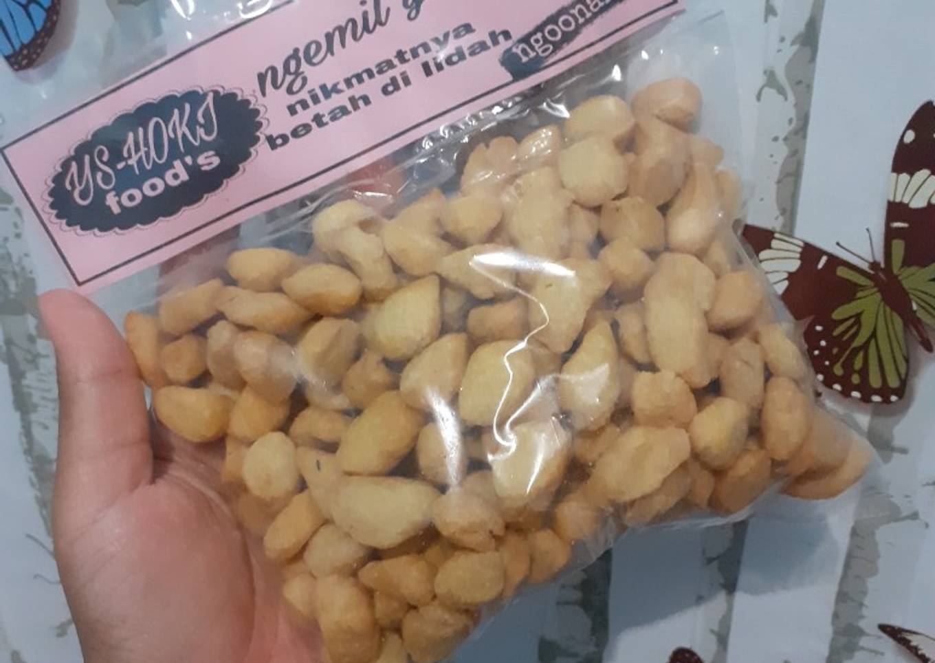 Kue Biji Ketapang