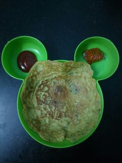 मिक्स डाळ तांदूळ चिला (mix dal tandul chilla recipe in marathi) रेसिपी चे मुख्य फोटो