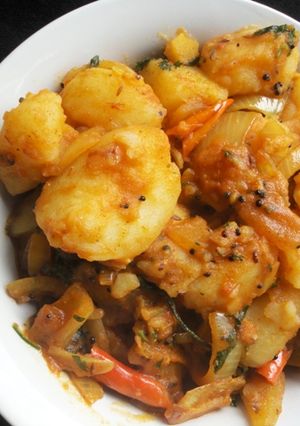 A picture of Curried Potatoes.