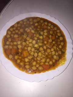 صورة لوصفة طبق الحمص بالمرق