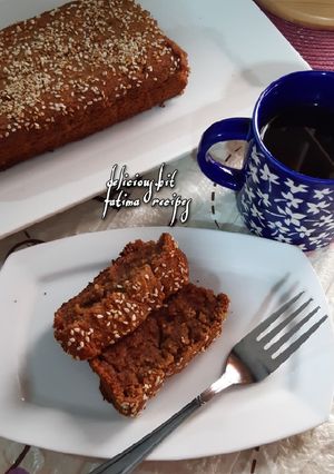 صورة لوصفة كيكة التمر بالشوفان