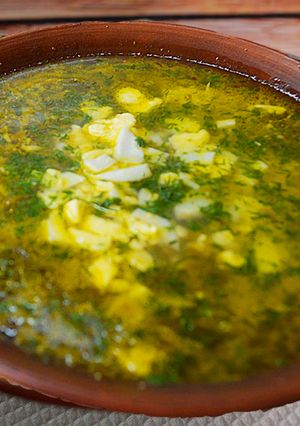 Фото Вкусный зеленый борщ со щавелем без томата.