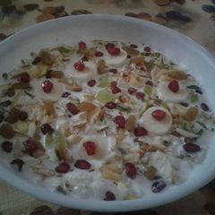 A picture of Fruits creamy Raita.