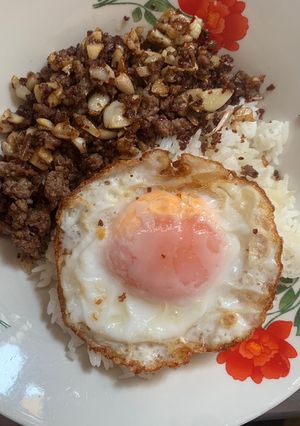 รูปของ เนื้อกระเทียมไข่ดาว