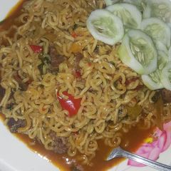 Noodles wif liver A picture of Noodles wif liver.