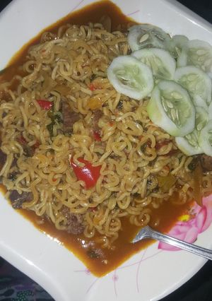 A picture of Noodles wif liver.